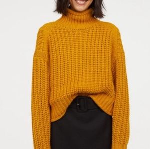 H&M sweater